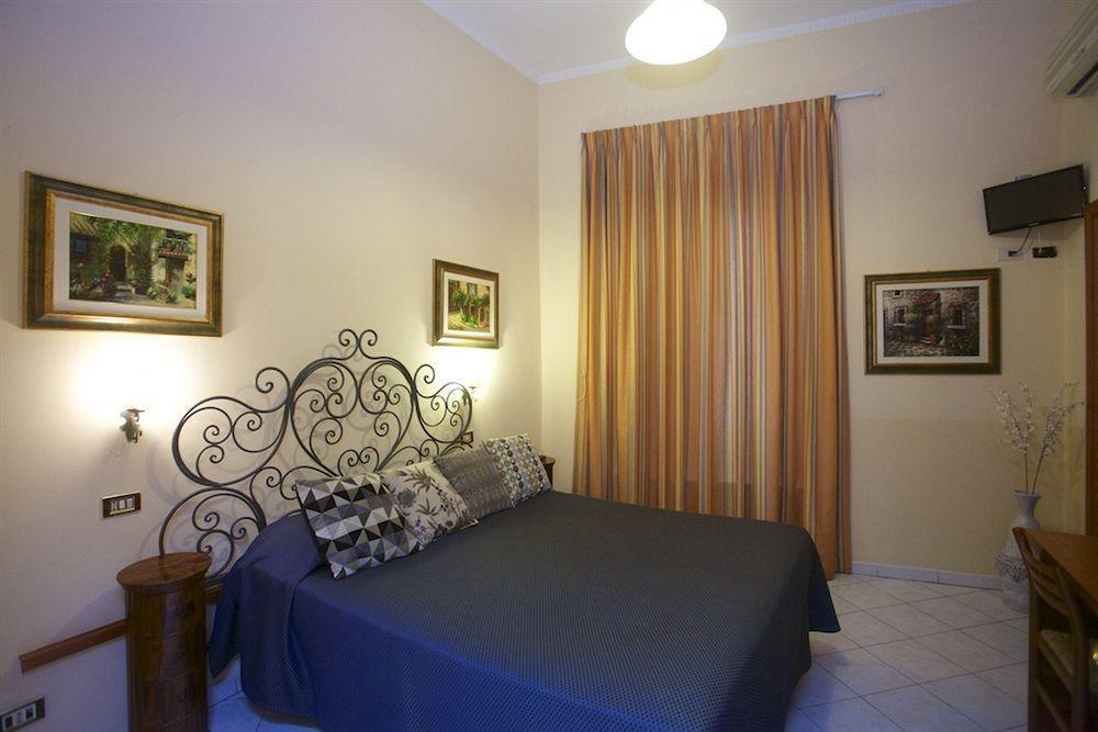 Nicolas Inn Rome Exterior photo